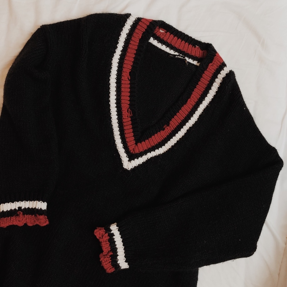 Zara oversized chucks sweater